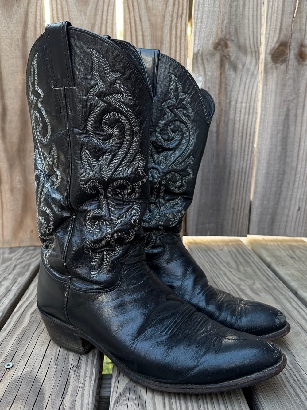 Justin 1409 Men's 10D Black Leather Cowboy Boots | Vintage Western Embroidered